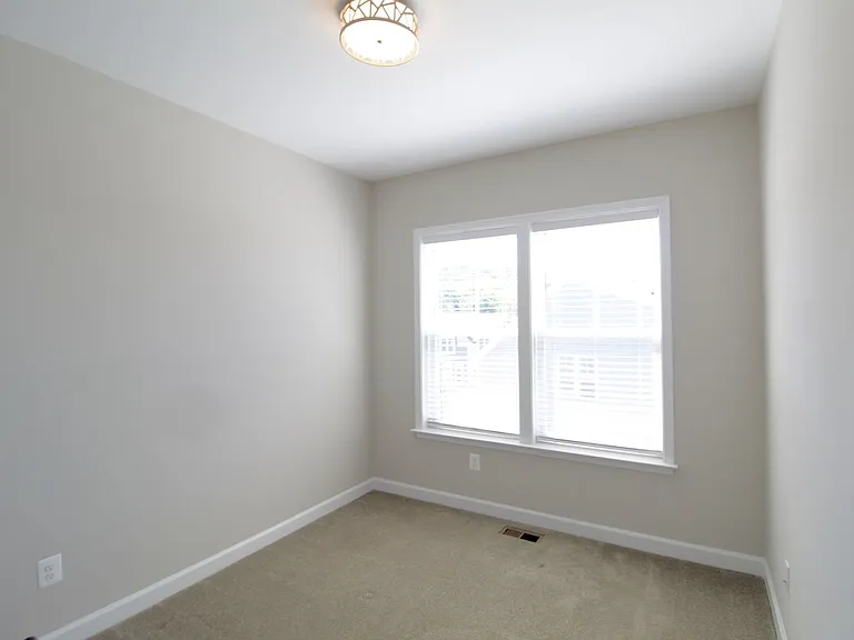 3398 Monterey Dr — Photo 23