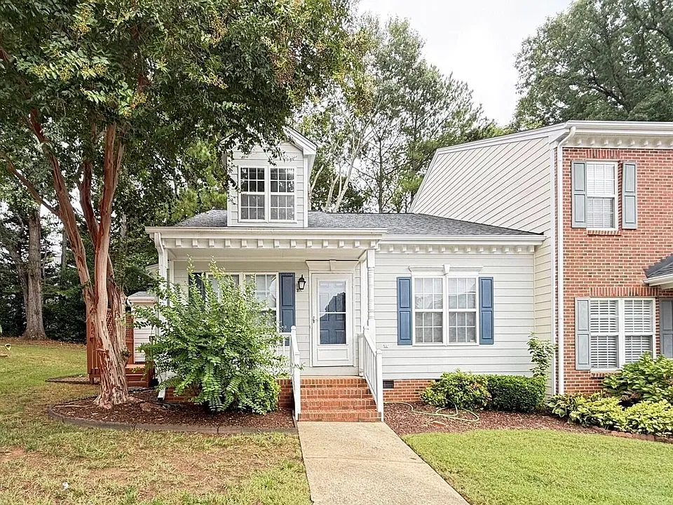 2701 Sterling Park Dr