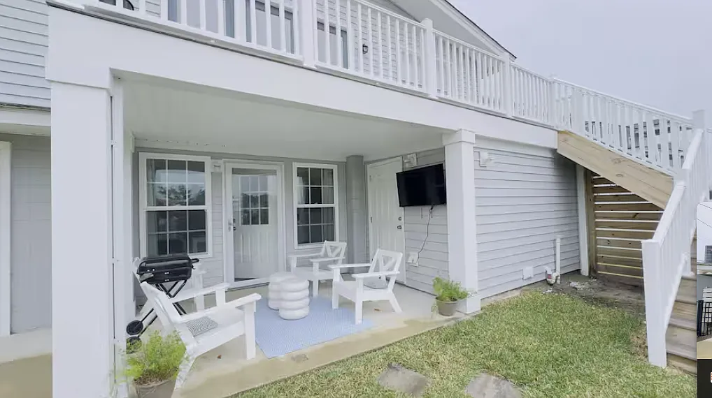 3 bed, 1300 sqft, $3,200 — Photo 3
