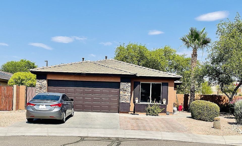 1st image of 32987 N Hidden Canyon Dr