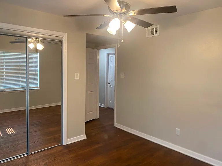 10809 Ruth Ann Dr — Photo 13
