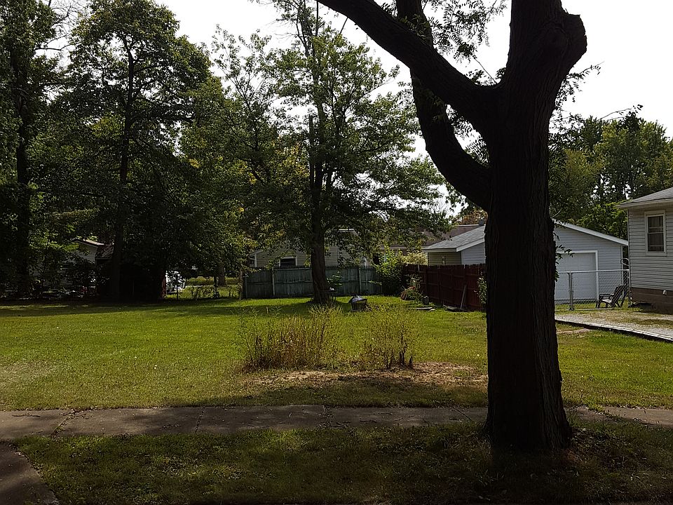 2nd image of 1076 Annapolis Ave