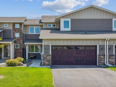 10781 Retreat Ln, Woodbury, MN, 55129