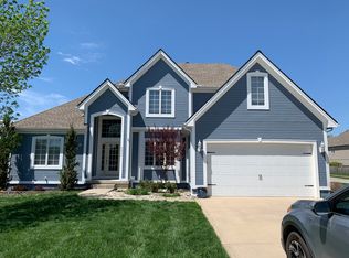 8024 NE 74th St, Kansas City, MO 64158