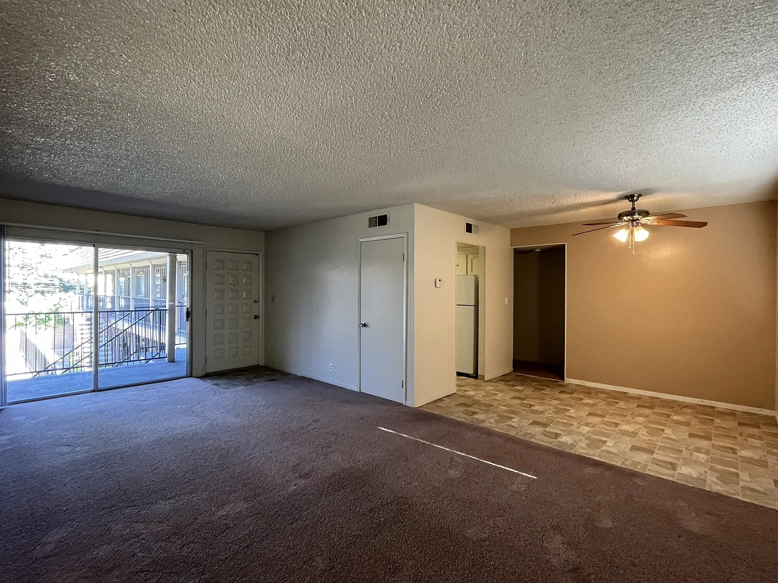1 bed, 750 sqft, $1,050 — Photo 3