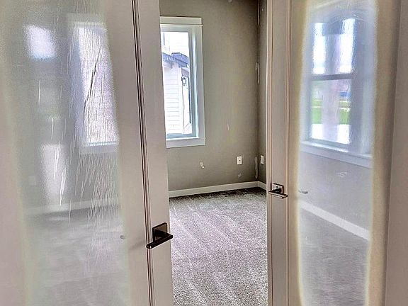4th image of 4628 Phillipi Dr