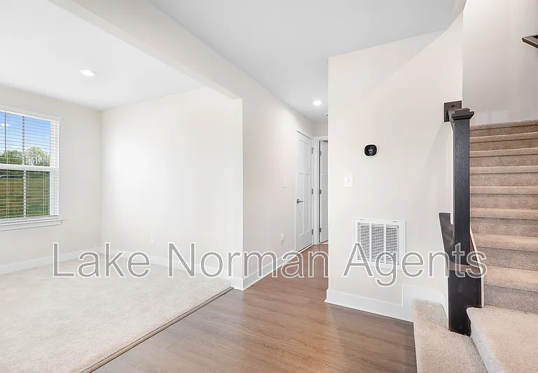 1814 Aspire St — Photo 9