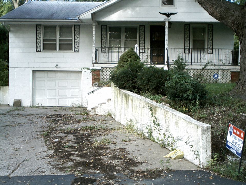 2nd image of 1806 McKinley Ave