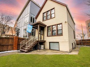 2534 W George St, Chicago, IL 60618