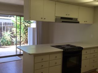 14691 Del Amo Ave APT B, Tustin, CA 92780