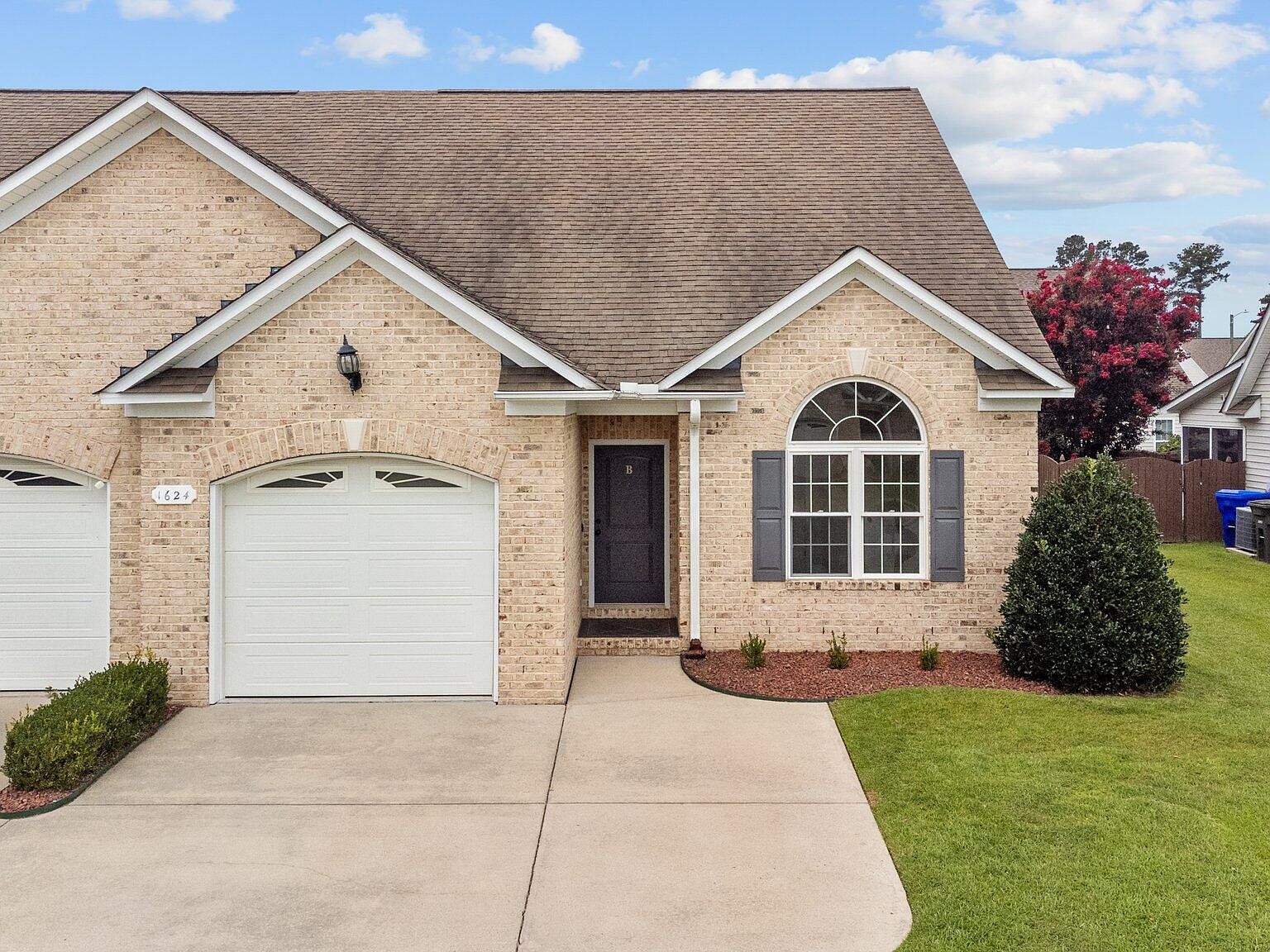 1624 Brook Hollow Drive UNIT B, Greenville, NC 27834 | Zillow