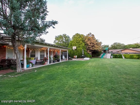 3rd image of 509 Holman Ln