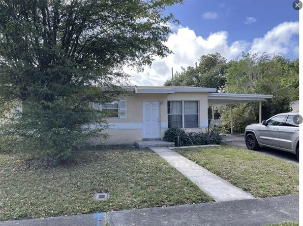 1328 Lee Street, Delray Beach, FL 33444