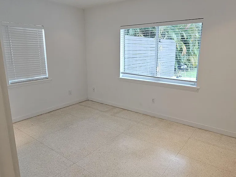 1310 Cleveland Rd — Photo 10