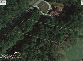 1260 Lake Dr, Greensboro, GA