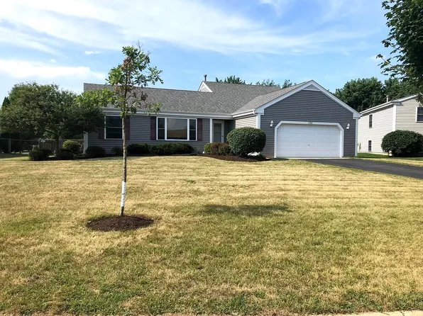 832 Hickory Ct, Marengo, IL 60152