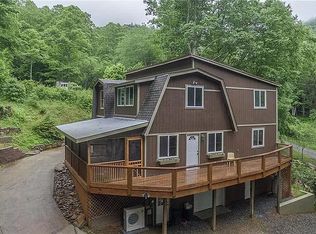 32 Arrowood Rd, Asheville, NC 28806