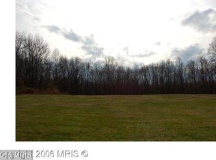 833 Bayard Rd, Lothian, MD 20711