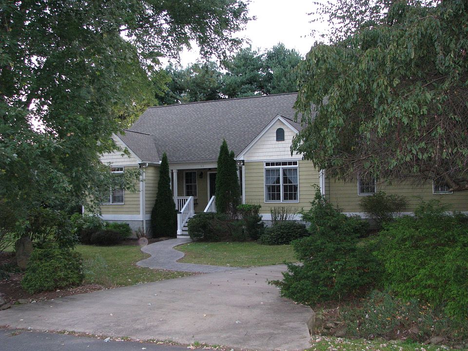 Front Drive Way