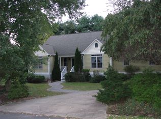 32 Beech Glen Dr, Black Mountain, NC 28711