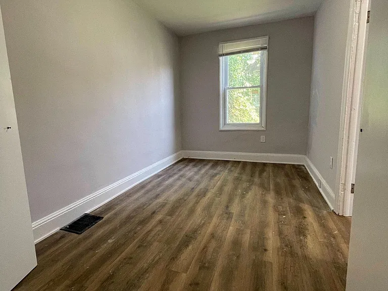 3115 N Pennock St — Photo 9