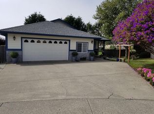 96507 Susan Pl, Brookings, OR 97415
