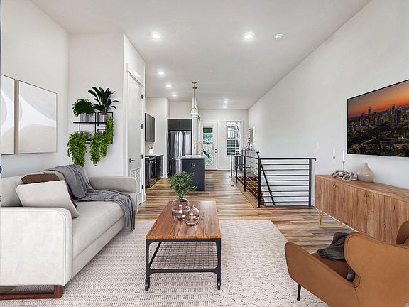 5th image of 202 S Main St #5