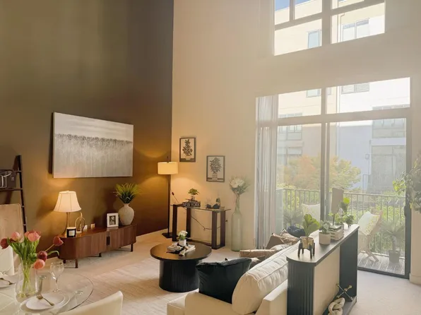 88 Bush St Unit 2202, San Jose, CA 95126