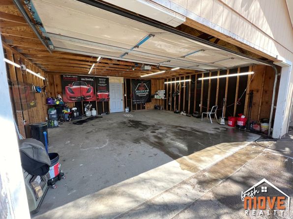 606 N Calhoun Ave, Liberal, KS 67901