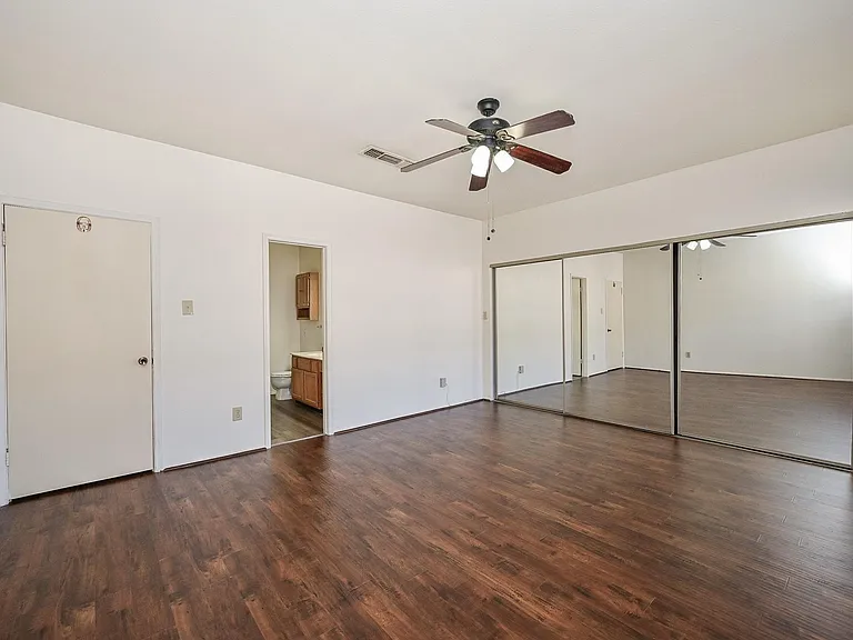 338 Wilcrest Dr #338 — Photo 14