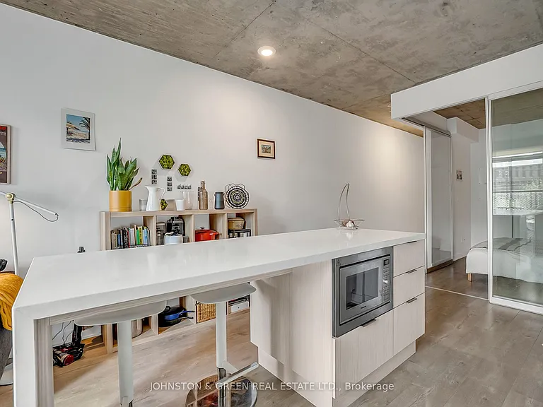 109 Ossington Ave #207 — Photo 7