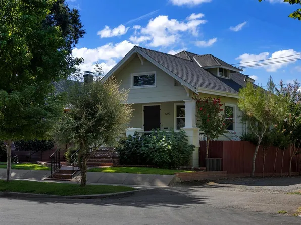 2200 Portola Way, Sacramento, CA 95818