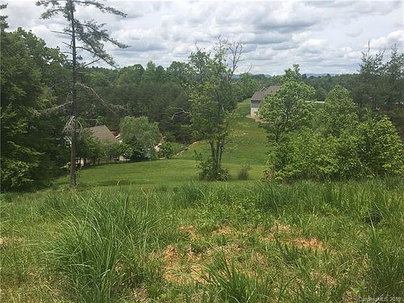 3rd image of 11 Old Amber Dr