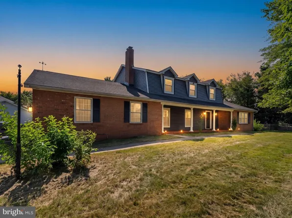 326 Castle Marina Rd, Chester, MD 21619