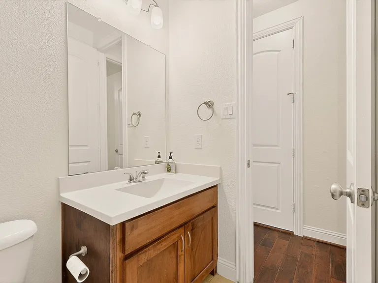 6819 Saint Francis Ct — Photo 13