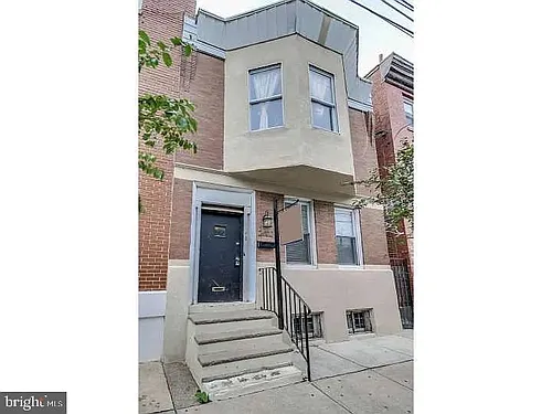 2002 E York St #1 Photo 1