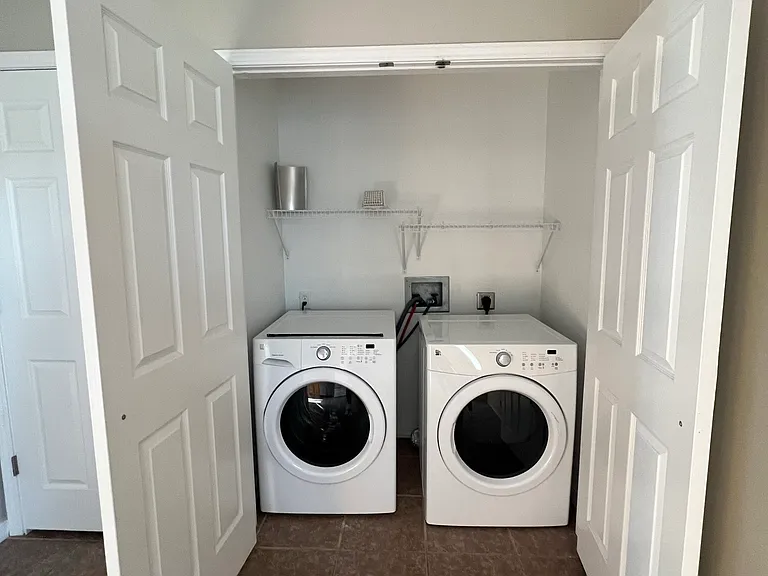 400 Energy Dr #1 — Photo 16