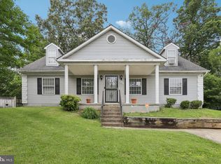 9303 Foxcroft Ave, Clinton, MD 20735