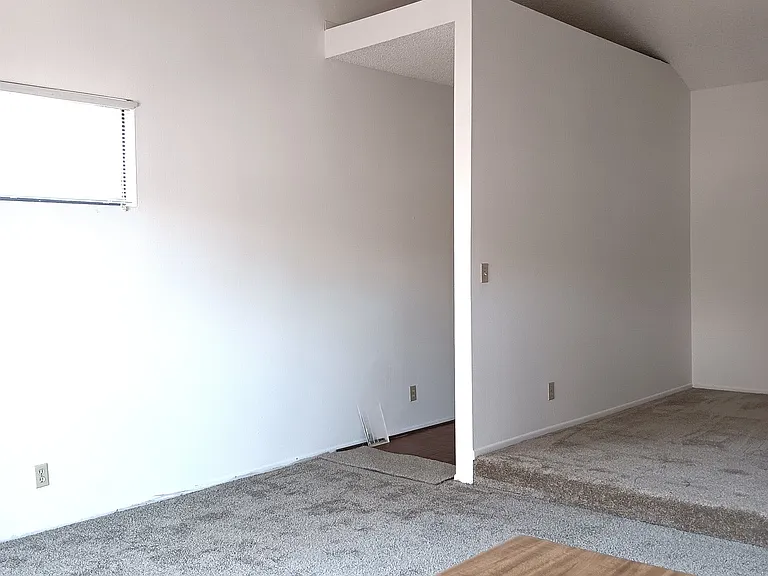 10965 Fruitland Drive — Photo 5