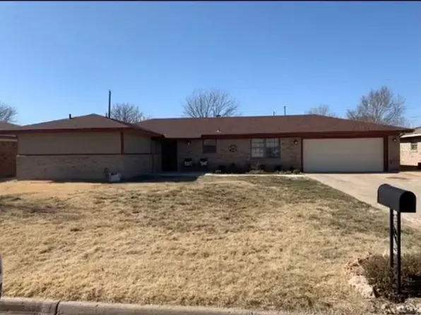 2419 Cherokee Dr, Pampa, TX 79065