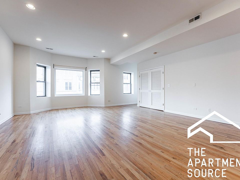 1st image of 2336 N Milwaukee Ave #2F