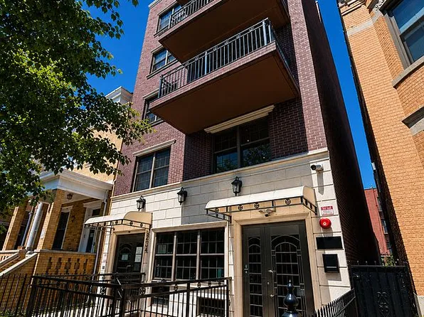 28-34 38th St #9, Astoria, NY 11103