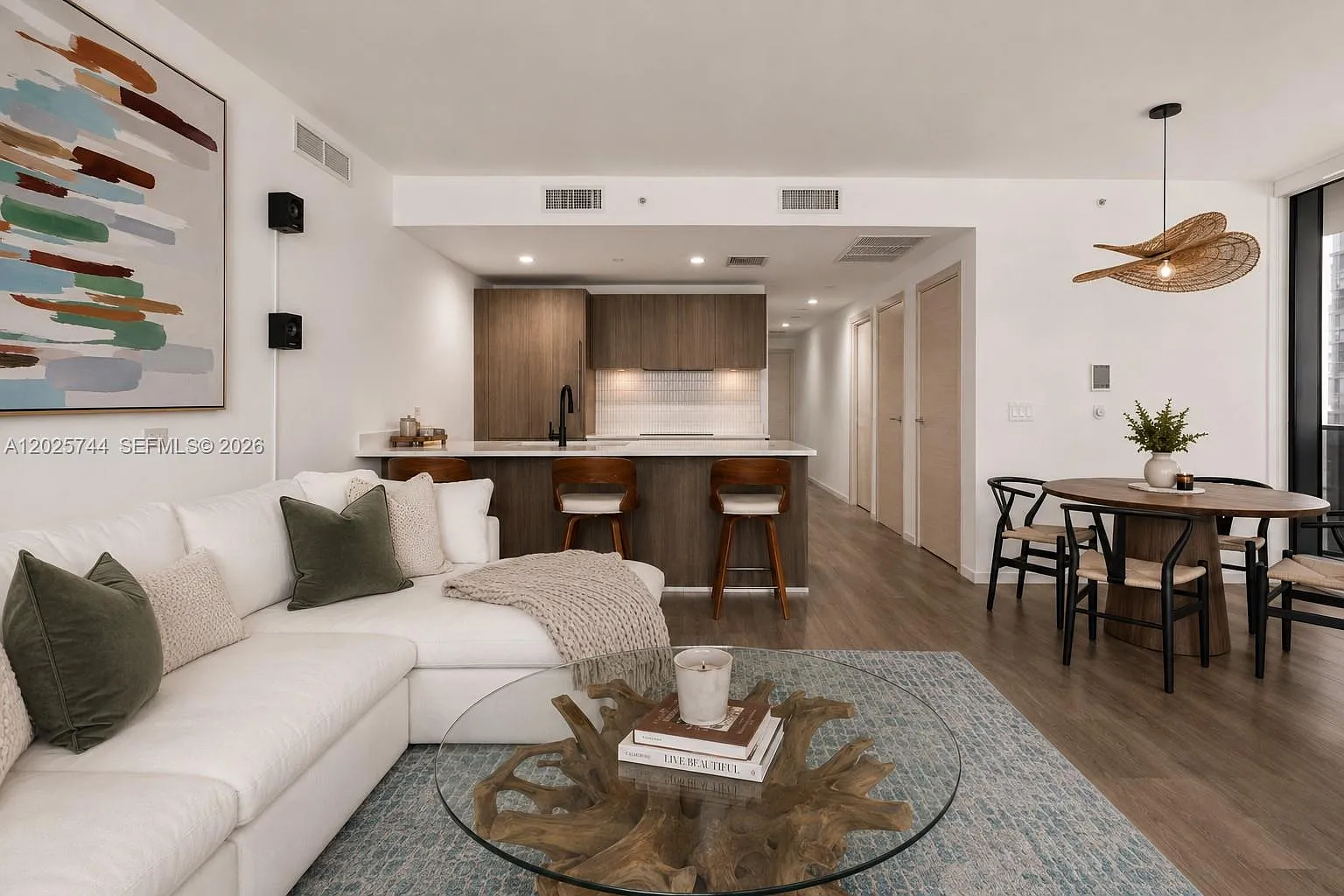 801 Sma Residences Condo — Photo 3