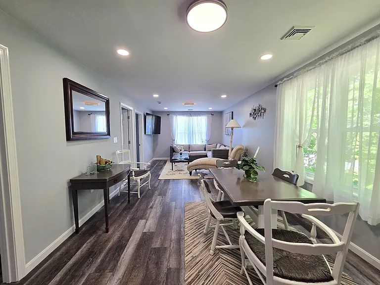 276 Sumner St #2 — Photo 12