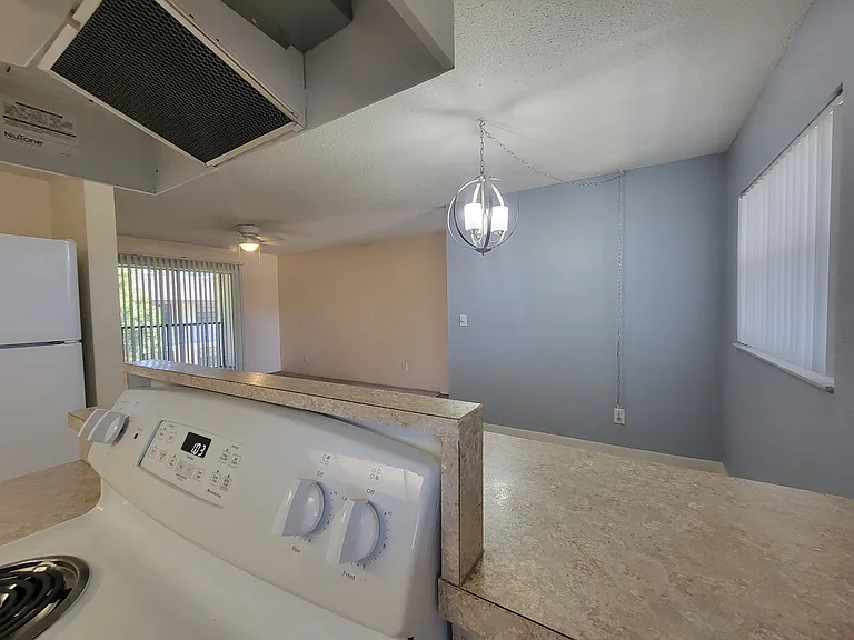 Marcell Garden Apartments — Photo 26