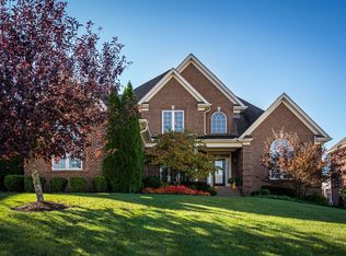 15204 Chestnut Ridge Cir, Louisville, KY 40245