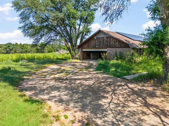 2nd image of 6404 Black Gum Rd