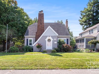 100 Colrain St SW, Wyoming, MI, 49548