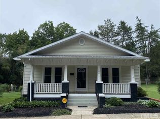 502 E 2nd St, Siler City, NC 27344