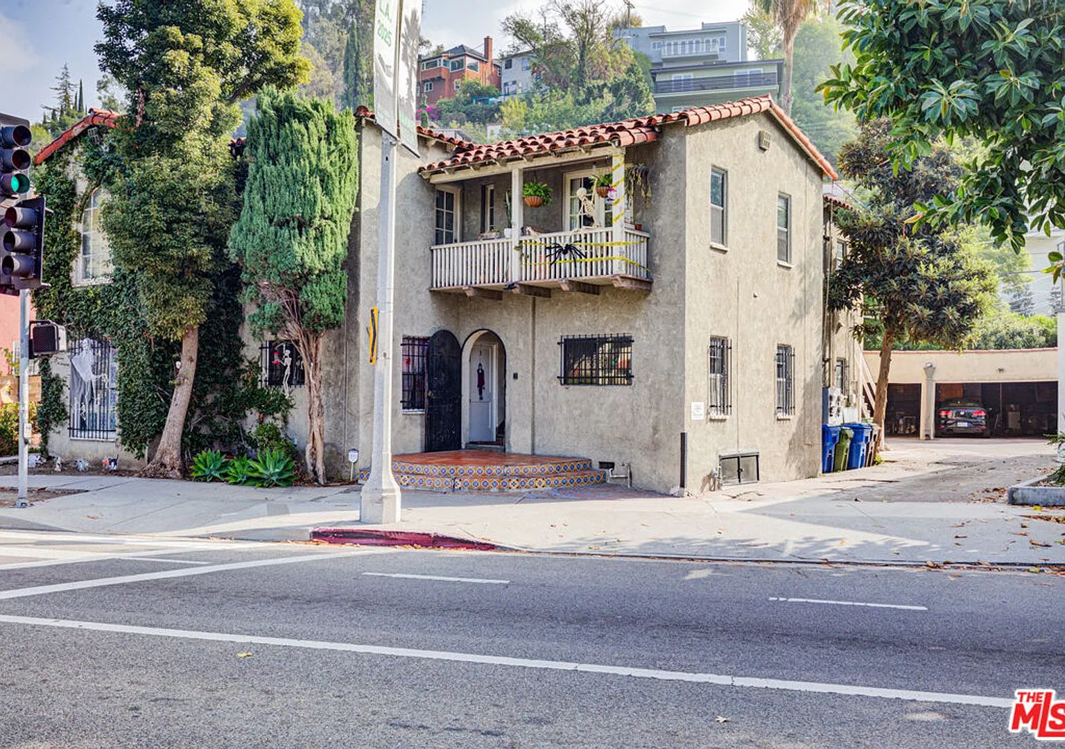 Silverlake Residences — Photo 1